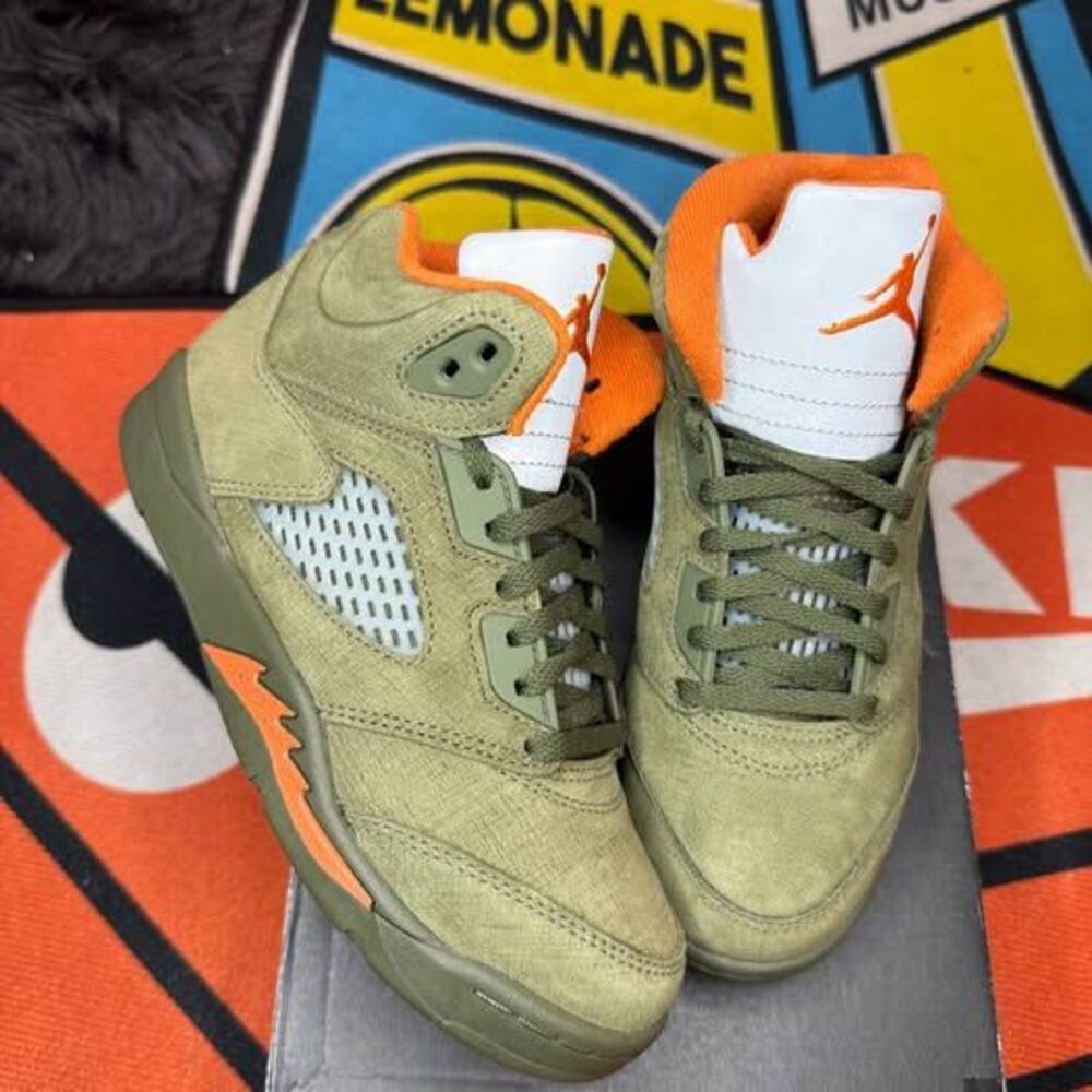 Jordan Retro 5 Olive Size 3Y